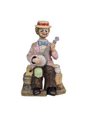 Vintage WACO Melody in Motion Bisque Porcelain Willie Banjo Player Clown 7153